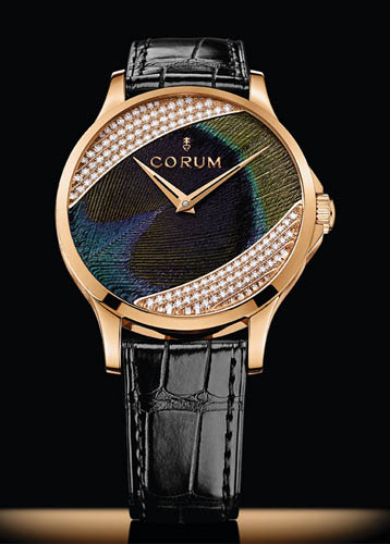 Orologio di lusso Corum creato con arte Plumasserie